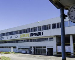 Renault боится покинуть российский авторынок: названа причина