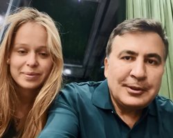 "Мы влюблены друг в друга", — Саакашвили и "слуга народа" Ясько признались о романе (видео)