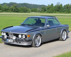 Осучаснена класика: знаменитий BMW 70-х перетворили на потужний спорткар (фото)