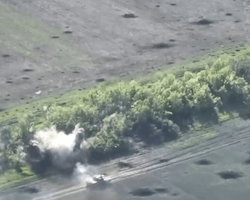 Разнесли позиции оккупантов: танки ВСУ пошли на штурм в районе Бахмута (видео)