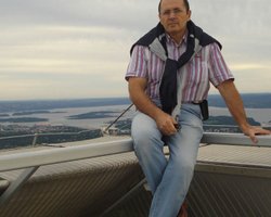 Суд в Чечне приговорил правозащитника Титиева к 4 годам колонии-поселения