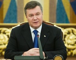 Янукович может освободить Тимошенко от основного наказания, оставив дополнительное