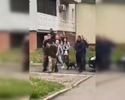 Мали б захищати Україну: полонені бійці ЗСУ здивовані кадрами бійок людей з працівниками ТЦК (відео)