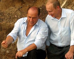 На инаугурацию Путина приедут Берлускони и Шредер