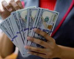 "Курс в прогнозе Минэкономики на 2024 год 40,7 грн за доллар не является указателем", — Даниил Гетманцев