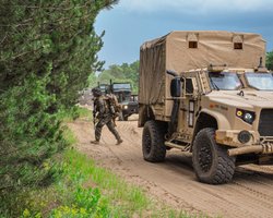 Пробирались в тыл врагов: бойцы ВСУ провели сложные маневры во время Sea Breeze-2021 (фото)