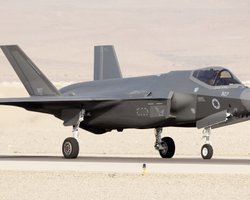 Иранская ПВО сбила израильский истребитель F‑35? Что стоит за заявлениями Тегерана