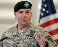 Россия напрямую вмешалась в бои под Дебальцево, - генерал НАТО