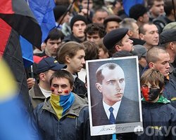 Всемирный конгресс украинцев просит Януковича вступиться за Бандеру