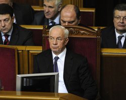 Азаров собрал министров на прощальное заседание, - СМИ