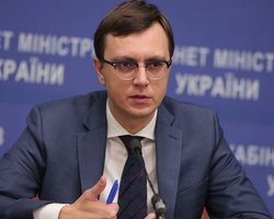 Украина не понесет убытков из-за отмены поездов в Россию, - Омелян