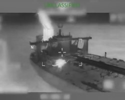 США показали кадри взяття на абордаж Bella-1 та Sophia: як захопили "кораблі-привиди" (відео)