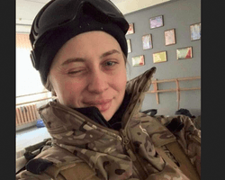 Полк "Азов" стал второй семьей: история погибшей защитницы Мариуполя с позывным "Алиса"