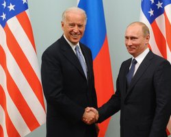 У США поки не знають, чи потрібно видавати Путіна суду в Гаазі, якщо він приїде до Штатів (відео)