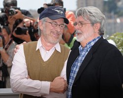 Спилберг и Лукас прогнозируют крах киноиндустрии