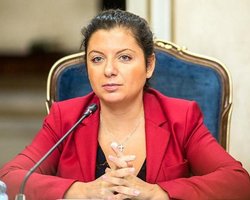 Пропагандистка Симоньян призвала "вежливых людей" навести порядок в Беларуси