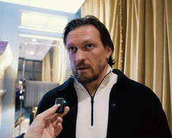 Гратиме у "Лізі Чемпіонів": Усика "підвищили" до першого віцепрезидента ФК "Полісся"