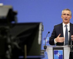 "Серьезный вызов". Генсек НАТО предостерег Путина и Лукашенко от агрессии в Восточной Европе