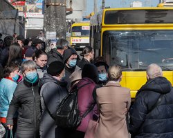 Статистика коронавируса на 15 февраля: 29 724 новых случаев COVID-19 и 1 889 госпитализаций