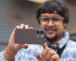 Цей компактний смартфон Android порадує камерою: на яку модель звернути увагу (фото)