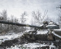 Забрасывают КАБами: ВС РФ изменили тактику боя под Авдеевкой и Запорожьем, — Тарнавский