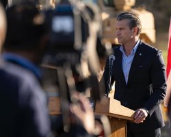 Хегсет потроллил российскую ПВО, которая "прозевала" атаку США на Венесуэлу (видео)