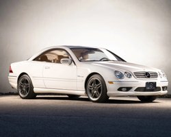 Дорожчий, ніж новий: непоказний 21-річний Mercedes пішов з молотка за $300 000 (фото)