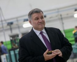 Аваков раскрыл преимущества месячного военного положения в Украине