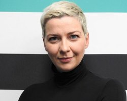 Мария Колесникова "хотела убежать на Украину к сестре", – Лукашенко