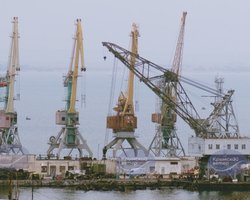 "У Феодосії грають в Lego": зʼявилися фото потопленого ВДК "Новочеркасск"