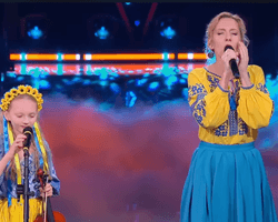 Обернулись все жюри: украинская певица покорила итальянский "Голос" (видео)