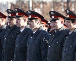 Превращение российской милиции в полицию может затянуться до зимы