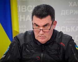 "Переговори – лише через приціл": Данілов відреагував на новий ракетний обстріл України