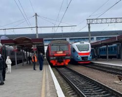 Український дрон атакував потяг "Москва — Сімферополь": у Криму масштабний збій транспорту