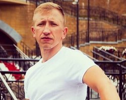 "Повешен со следами избиения на лице": новые детали гибели Виталия Шишова в Киеве (фото, видео)