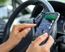 В жодному разі не використовуйте Google Карти: для кого це може закінчитись трагічно (фото)