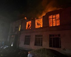 Одесу атакували дві хвилі дронів: є руйнування, багато постраждалих (фото)