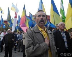 Пенсионеры и чернобыльцы перекрыли трассу Киев-Днепропетровск