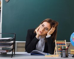 "Це — катастрофа": вчителька б'є на сполох через проблеми з навчанням дітей в школі (фото)