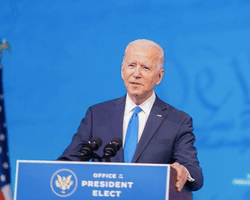 "Мы идем за их яхтами, домами и деньгами": Байден о санкциях против российских олигархов