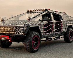 Пікап Tesla Cybertruck отримав екстремальну версію без дверей для найсуворіших умов (фото)