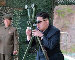 КНДР грозится остановить денуклеаризацию