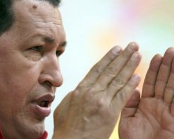 Венесуэльцы верят в возвращение Чавеса, - опрос