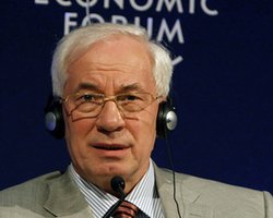 Азаров рассказал, зачем власти хотят вернуть вклады Сбербанка СССР