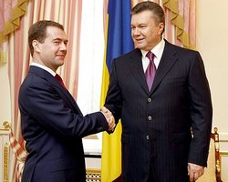 Янукович: "так быстро работать нельзя", Медведев: "придется"