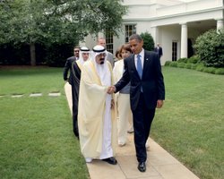 Тренд: падение нефти дает шанс мировой экономике