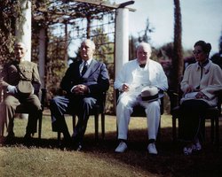 Взлеты и падения Чан Кайши: откуда взялся Тайвань и как победителя Второй мировой войны загнали на остров