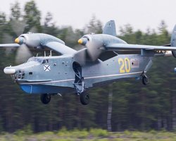 У Криму ГУР знищило протичовновий літак-амфібію Бе-12 "Чайка": удари з води та повітря (відео)