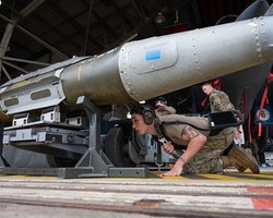 GLSDB и Javelin: ВСУ остановили наступление на Харьков с помощью оружия США, — Bild