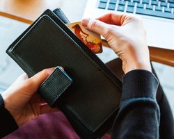 Удар по банковской тайне: должникам будут блокировать доступ к депозитам